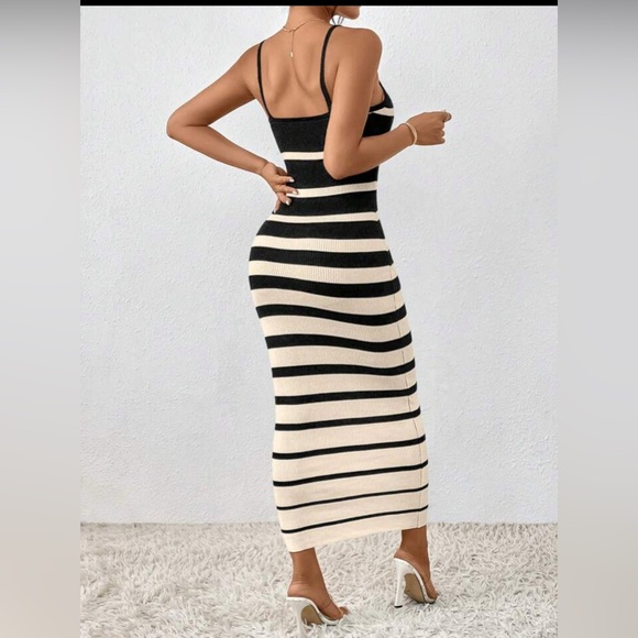 NWT Black and White Striped Dress - Picture 2 of 6